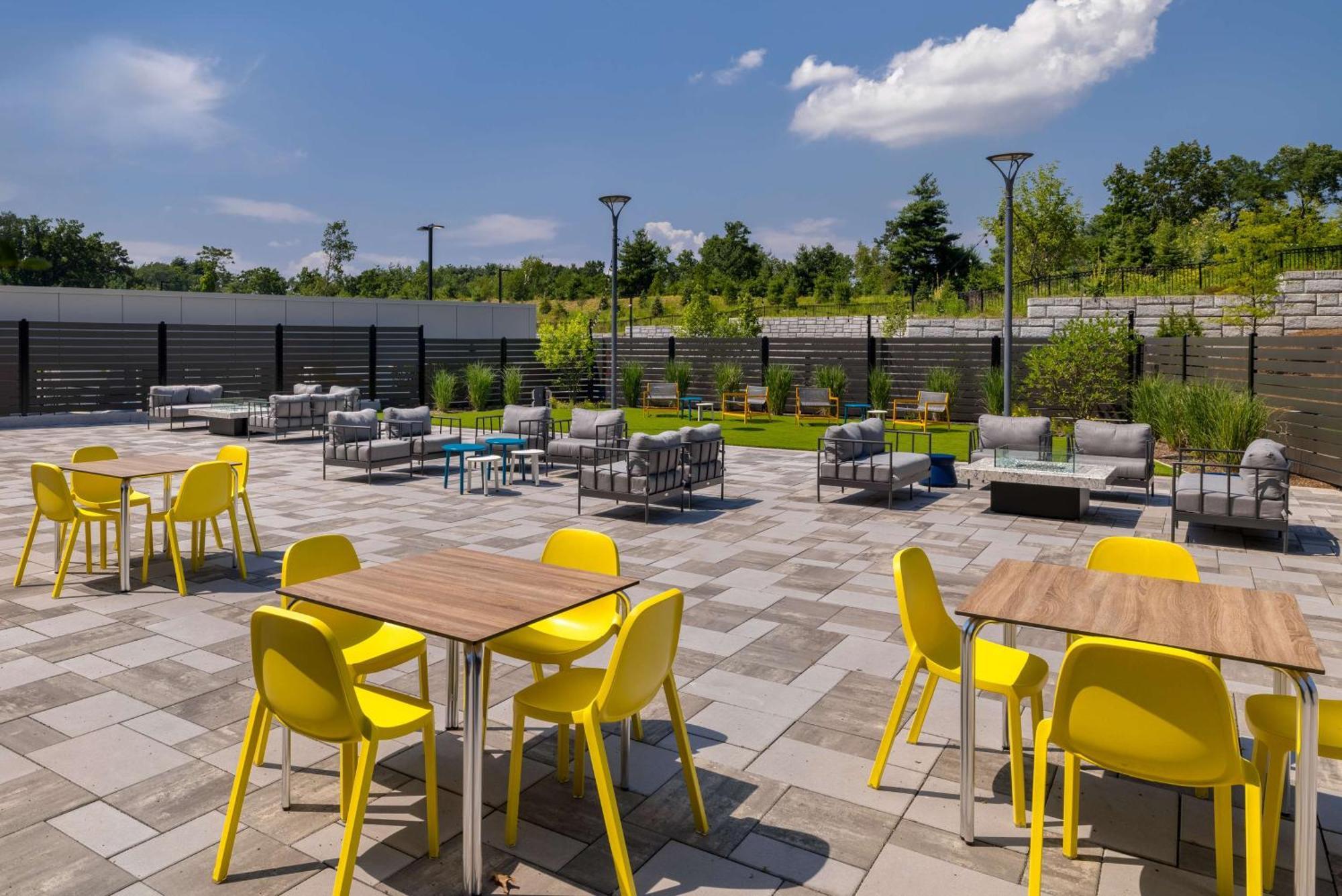 Home2 Suites By Hilton Bristol Εξωτερικό φωτογραφία