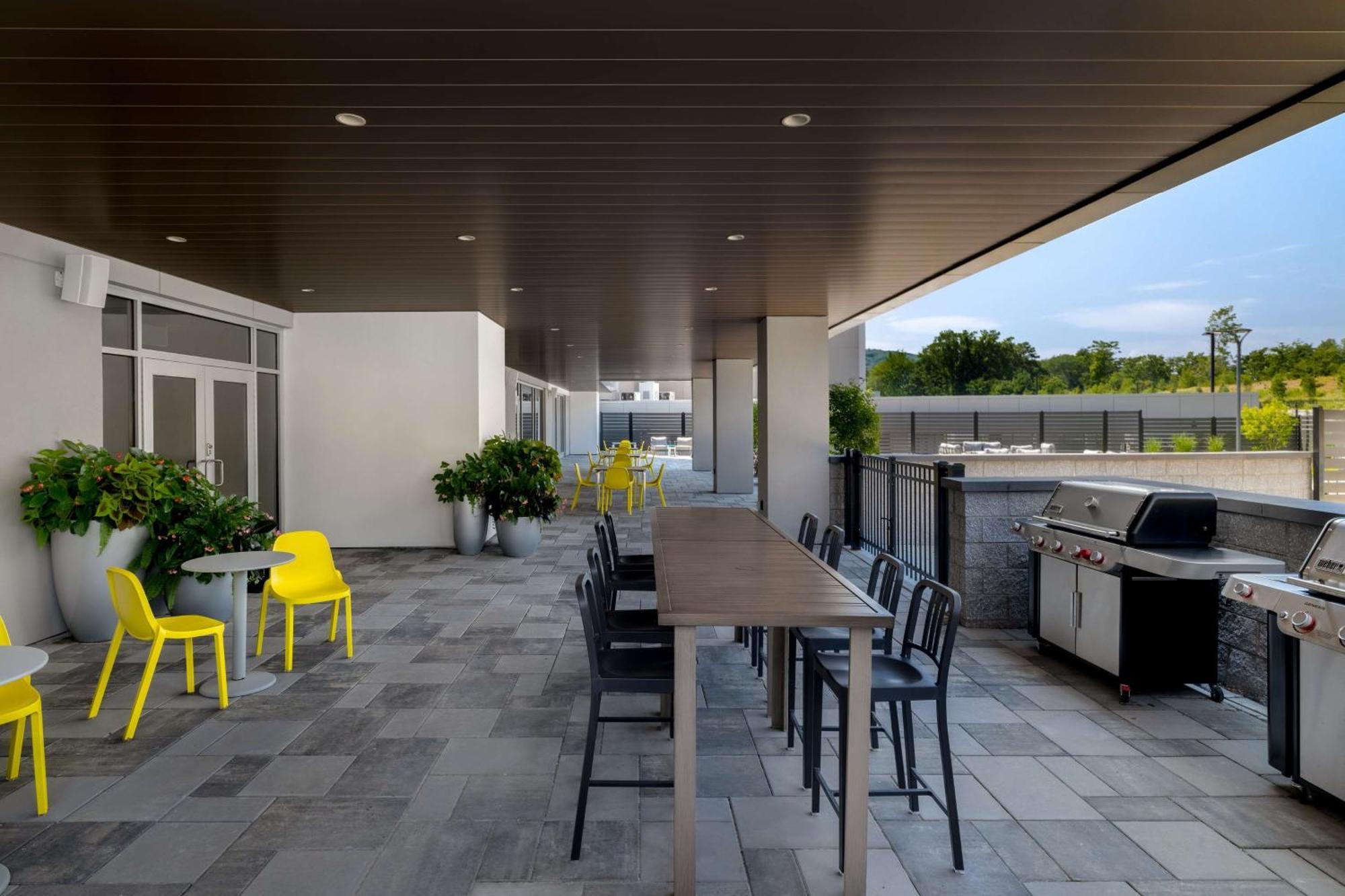 Home2 Suites By Hilton Bristol Εξωτερικό φωτογραφία
